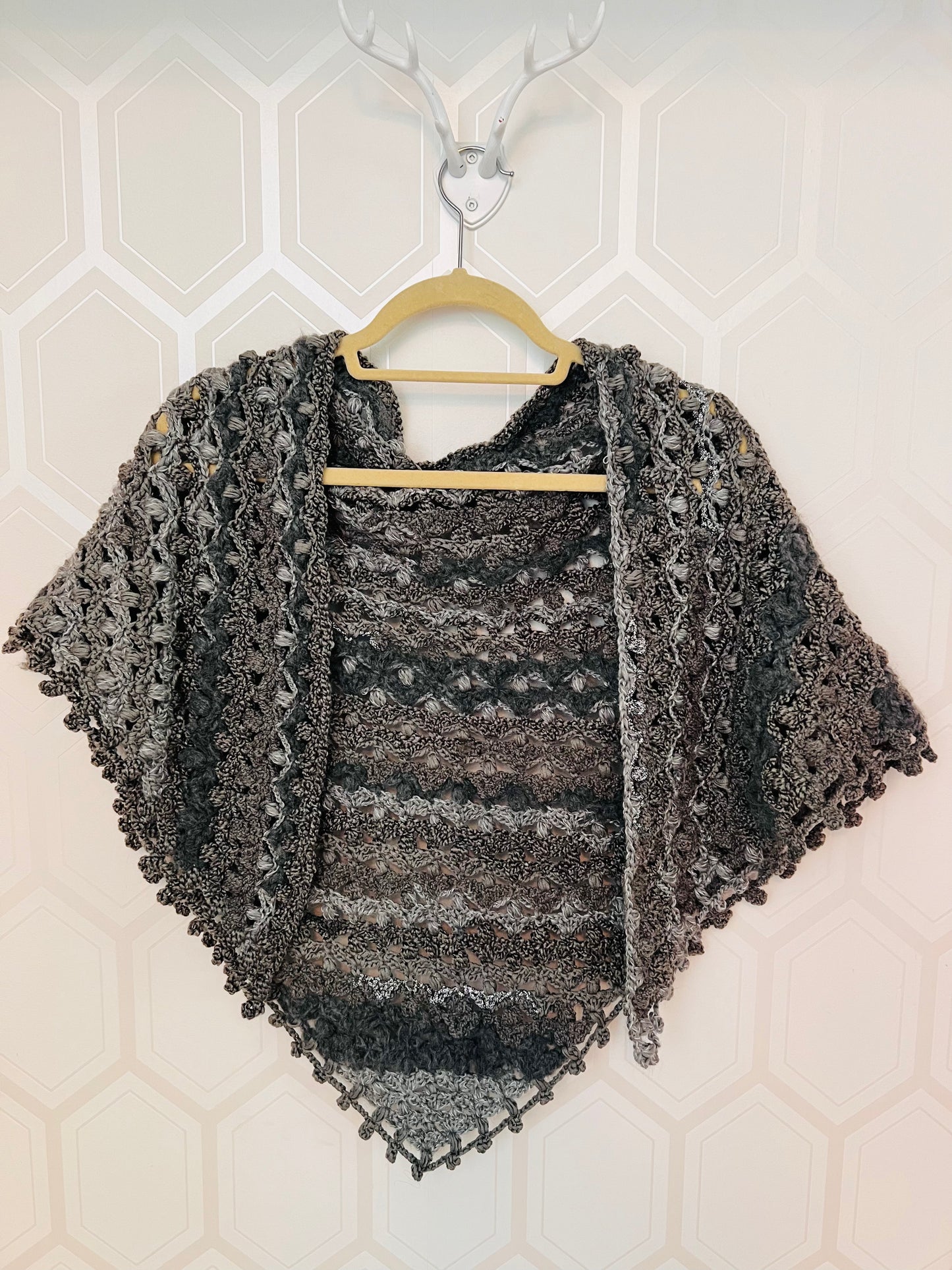 The Grey Bubbles Shawl