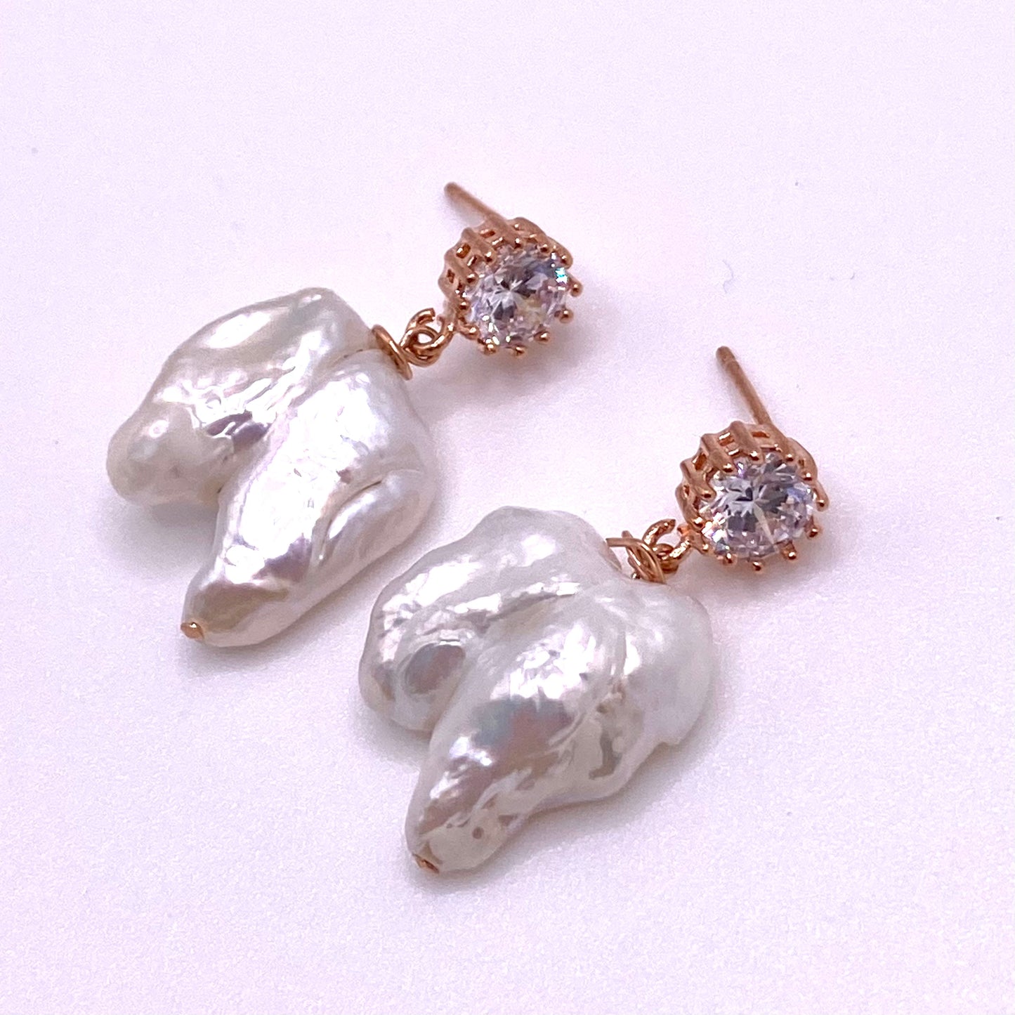 White Natural Pearl Earrings