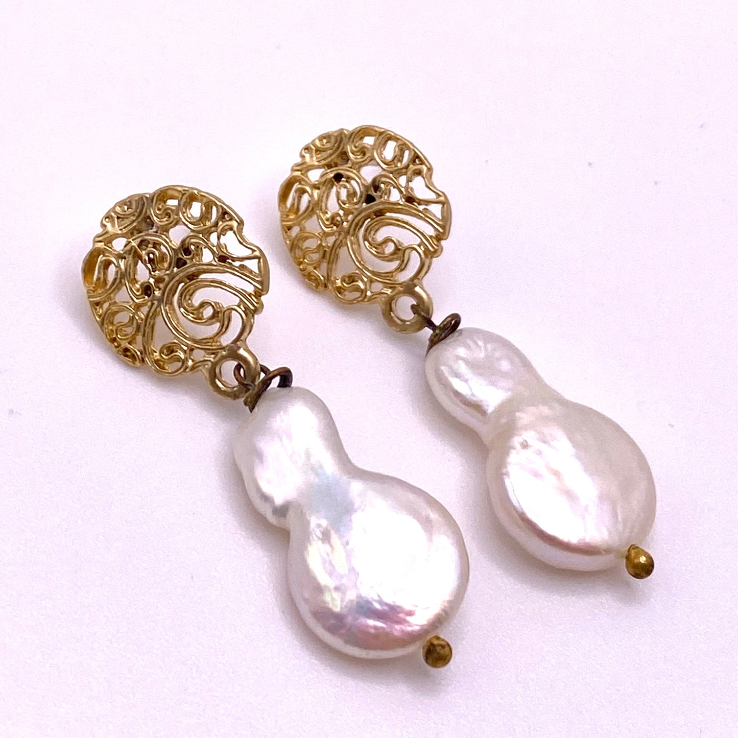Gold Detail Pearl Drop Earrings