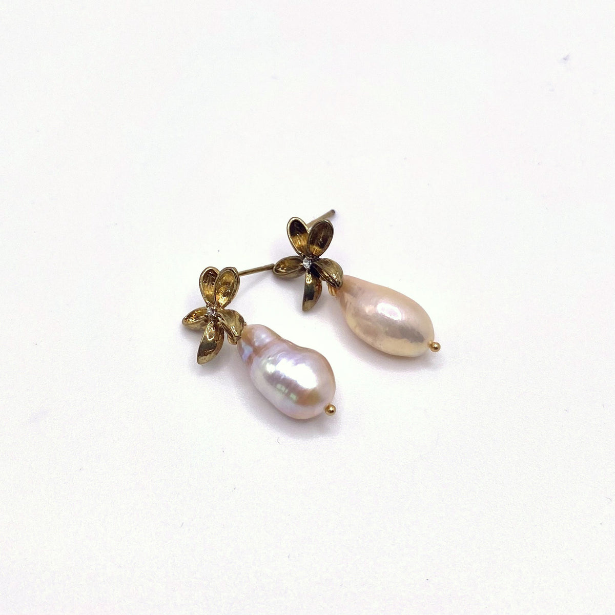 DELOS CAMELLIA, Gold Flower & Round Freshwater Pearl Earrings, handmade by KOUKLA