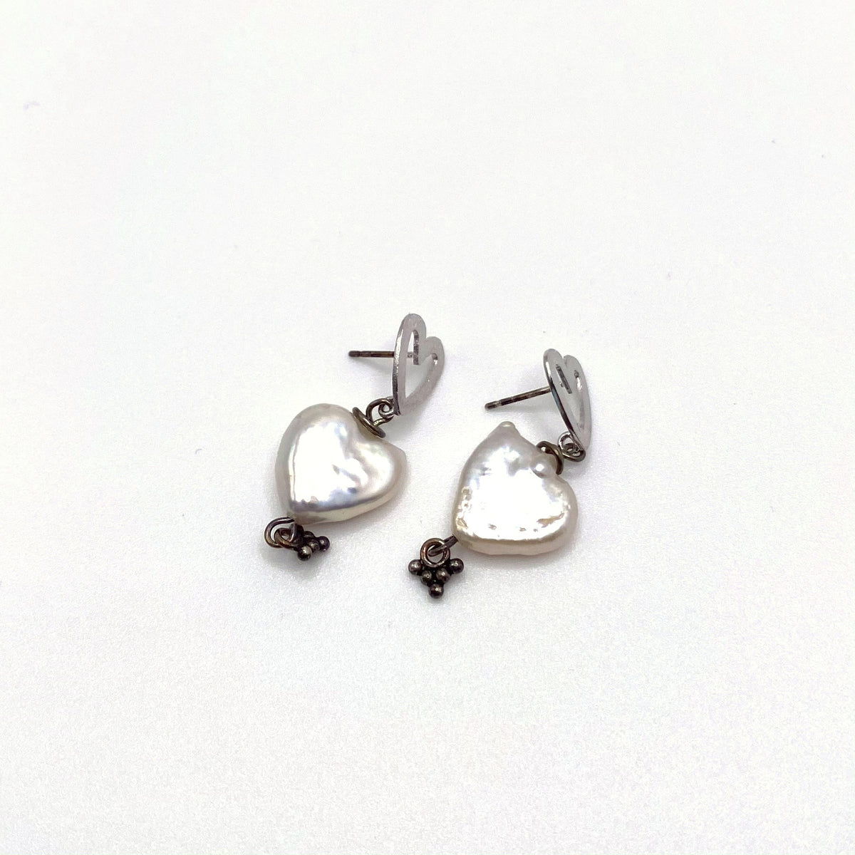 AMORGOS LOVE, Freshwater Pearl Heart & Gold Earrings, handmade by KOUKLA