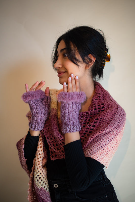 The Faux Fur Fingerless Glove