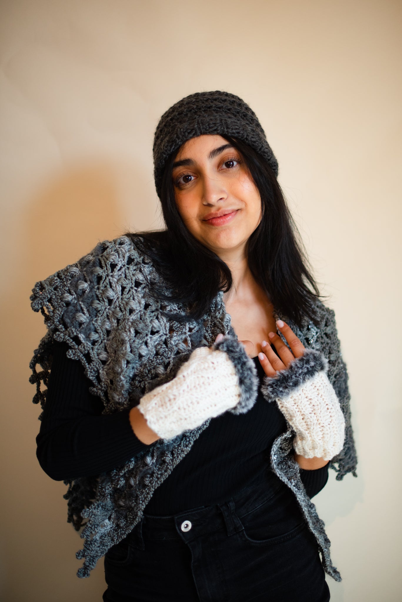 The Grey Bubbles Shawl