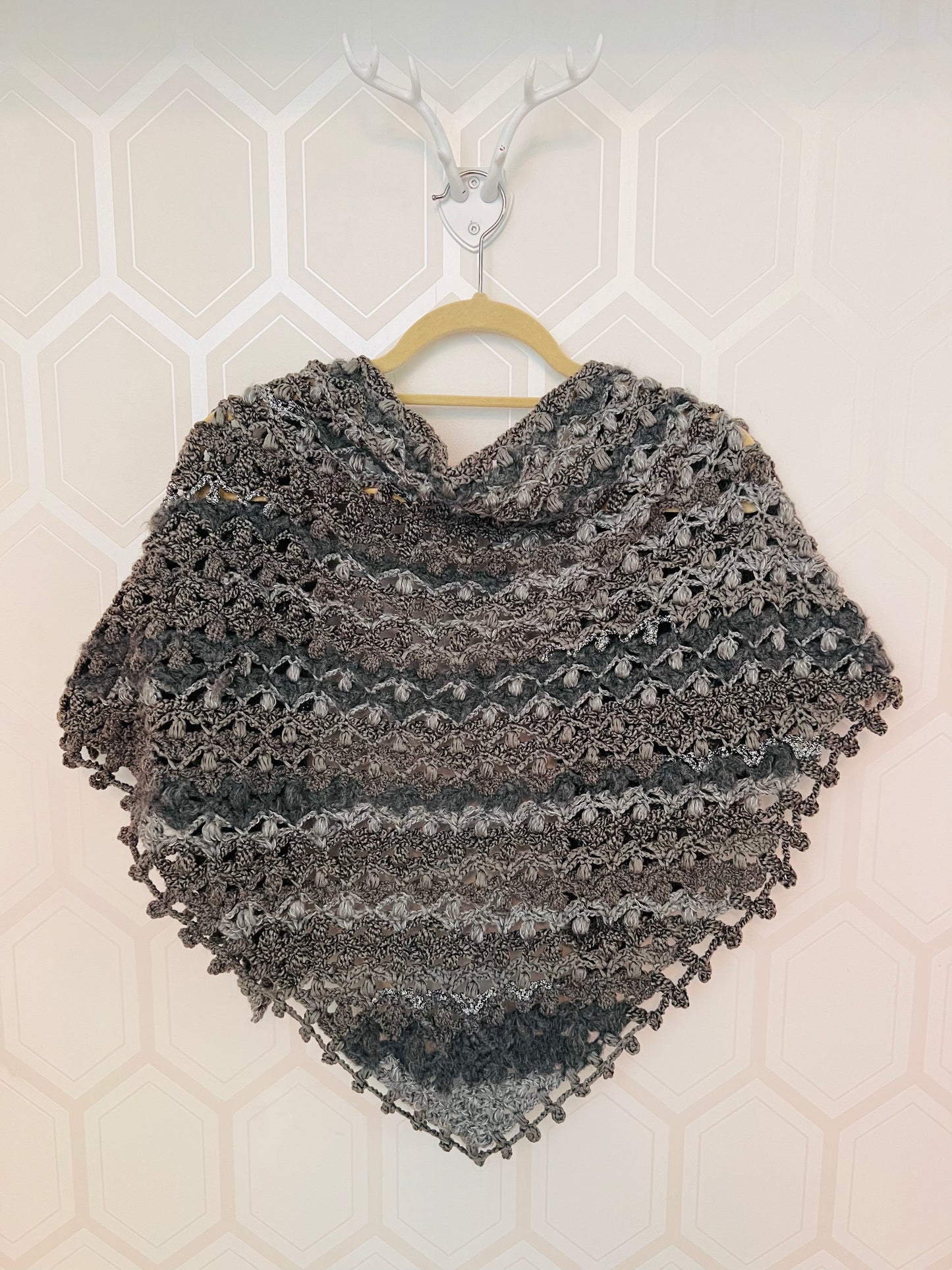 The Grey Bubbles Shawl