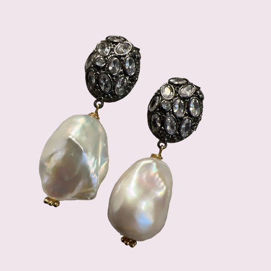 The Elegant Rhinestones