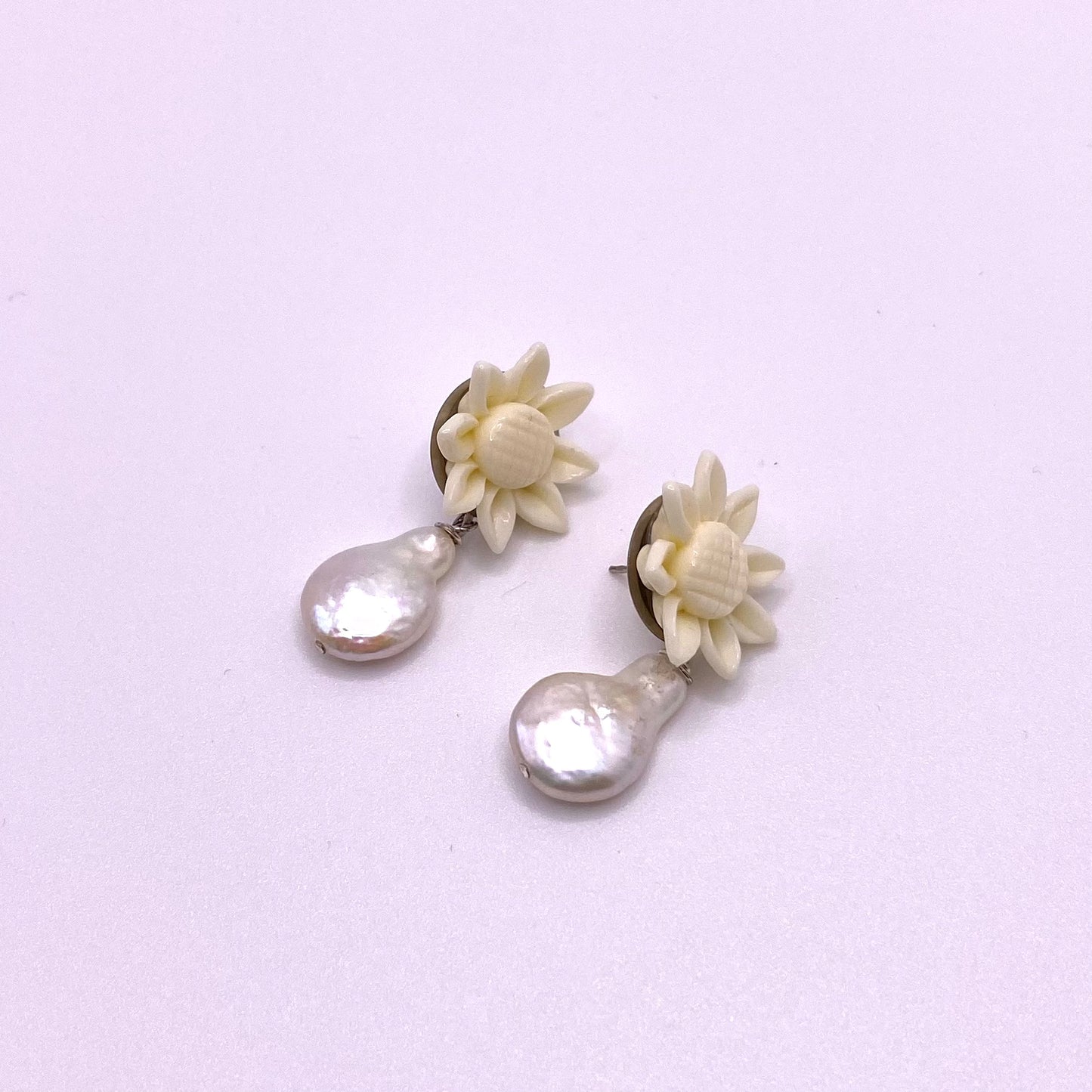 Flower White Pearl
