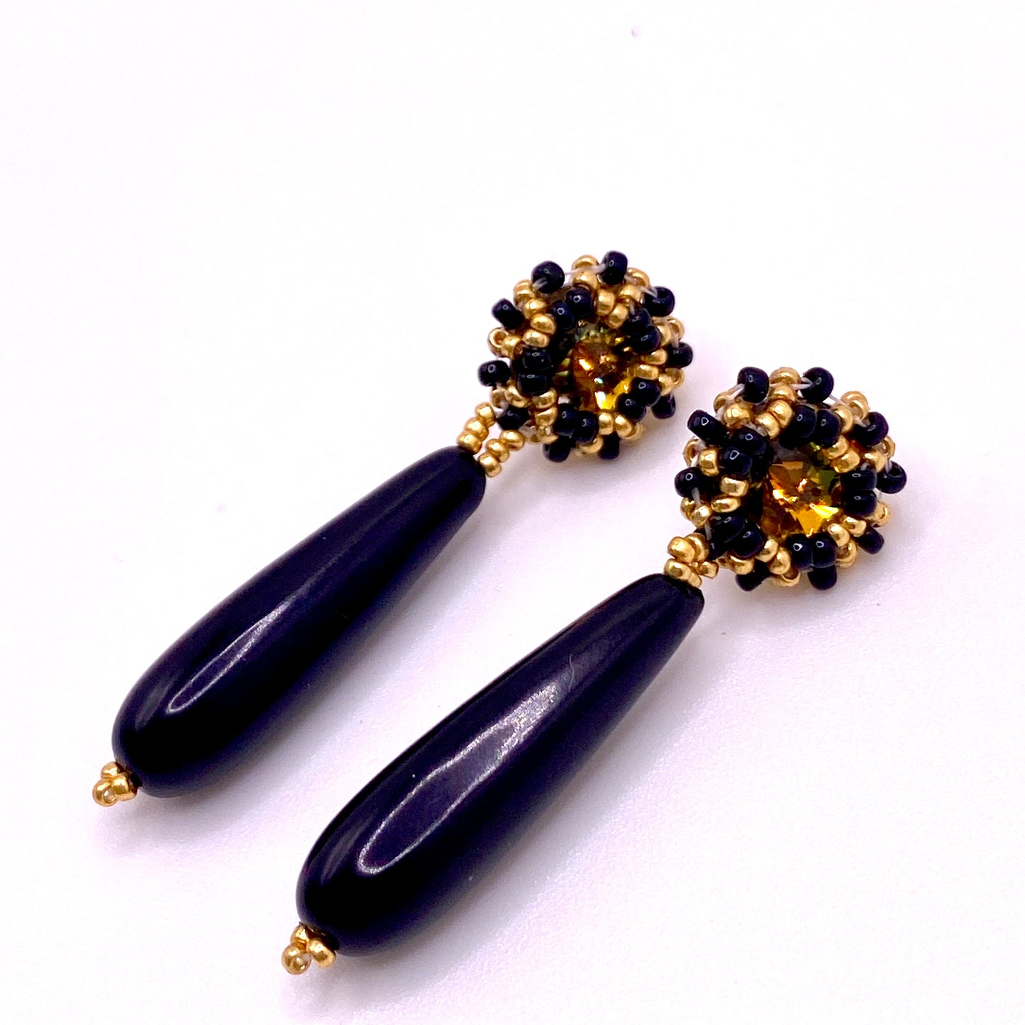 Black & Gold Teardrop