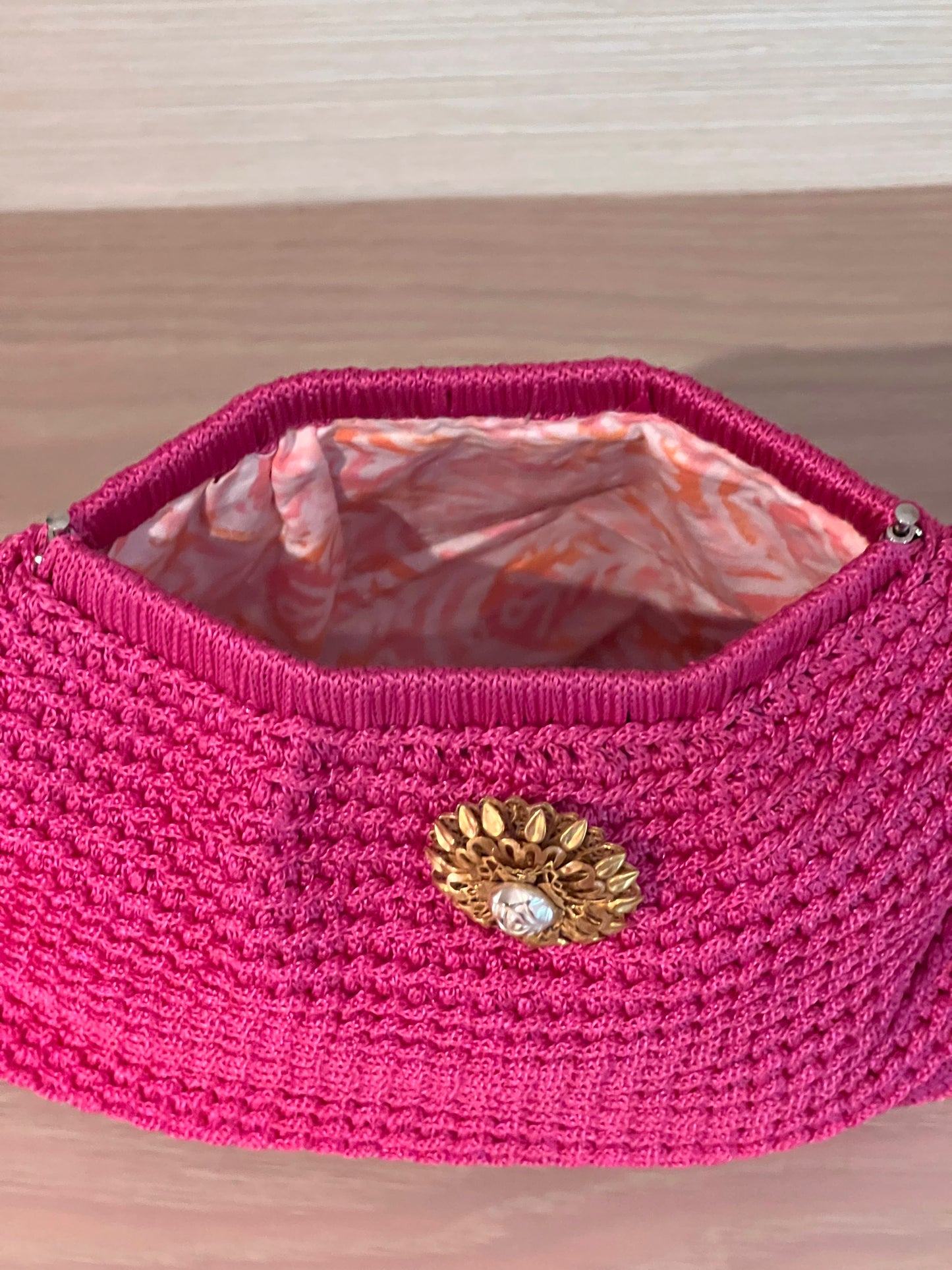 The Pearl Flower Clutch