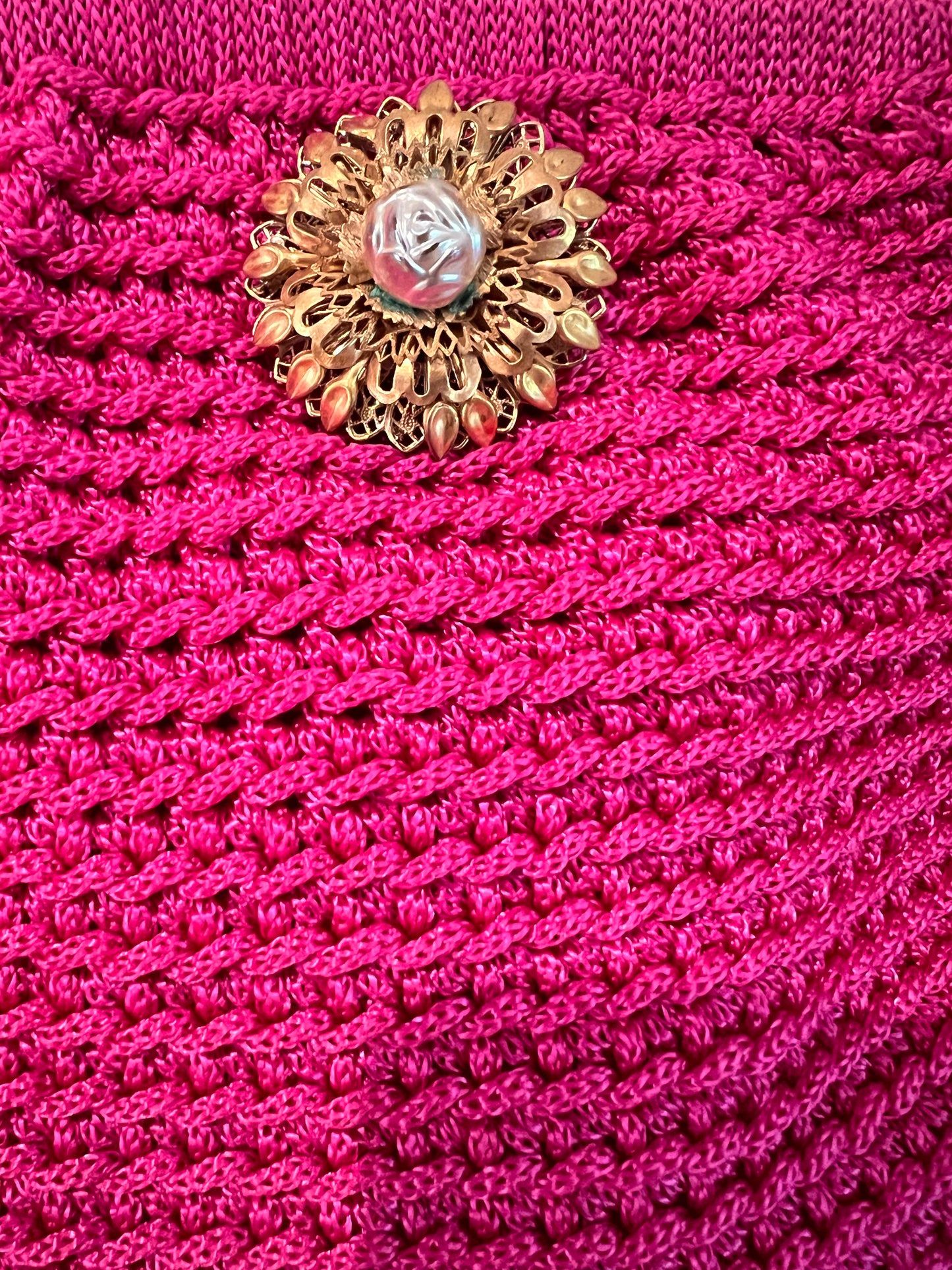 The Pearl Flower Clutch